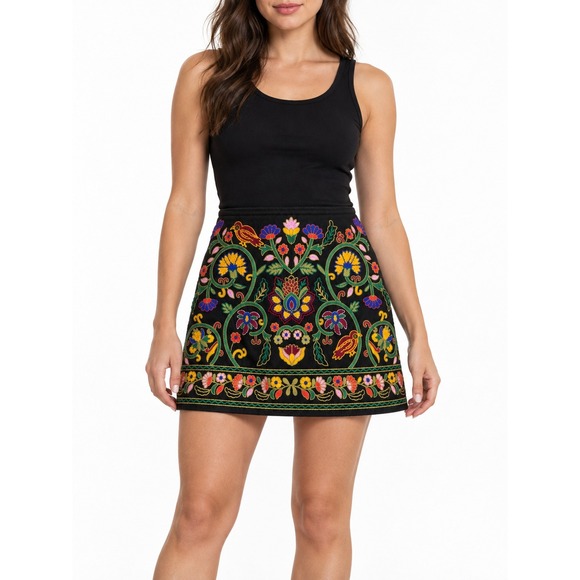 Zara Dresses & Skirts - Zara Woman Size 2 Embroidered Floral Bird Mini Skirt Black Boho